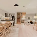 Luxurious Villa In The Heart Of Bergen With Private Parking