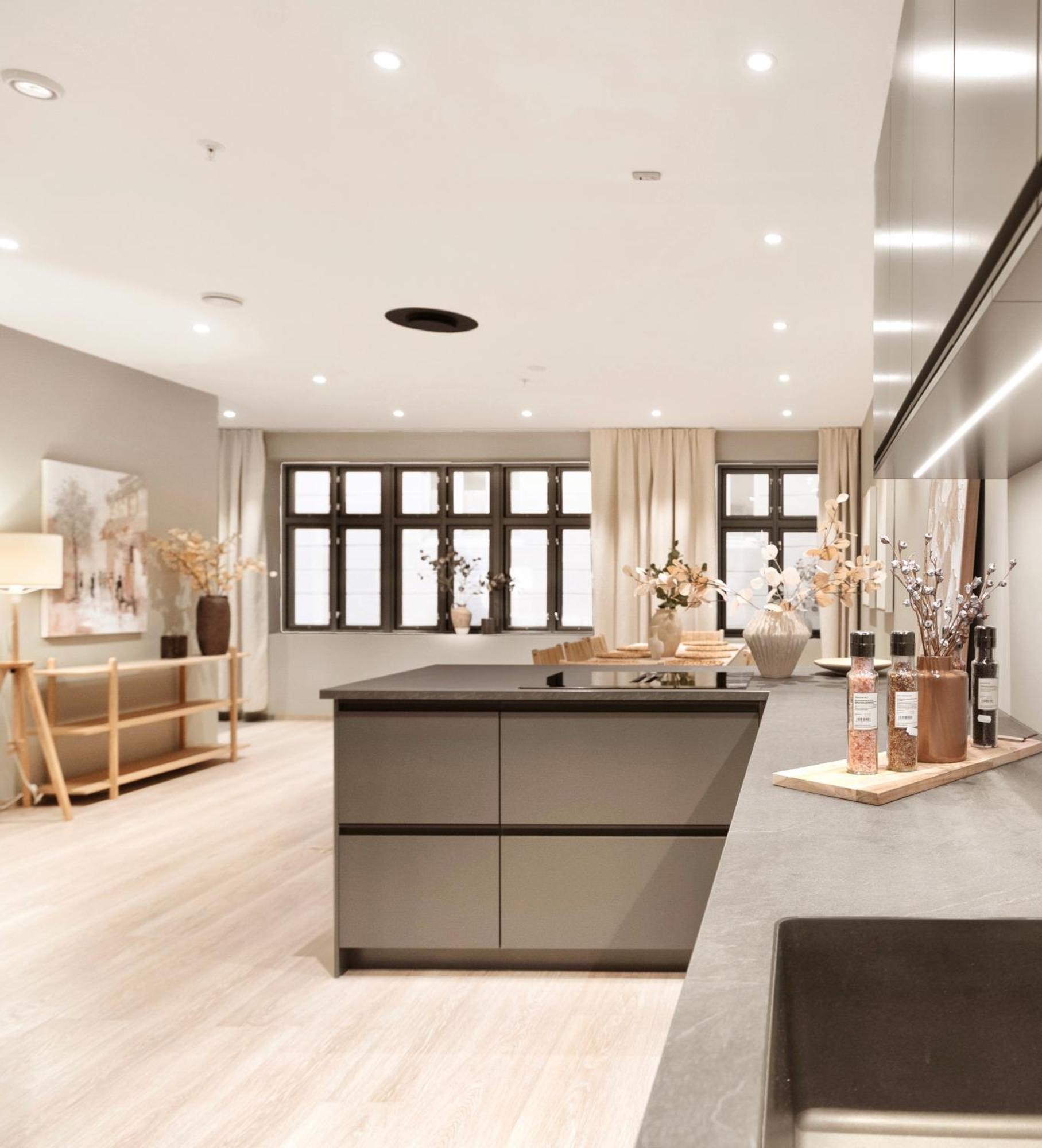 Luxurious In The Heart Of With Private Parking *