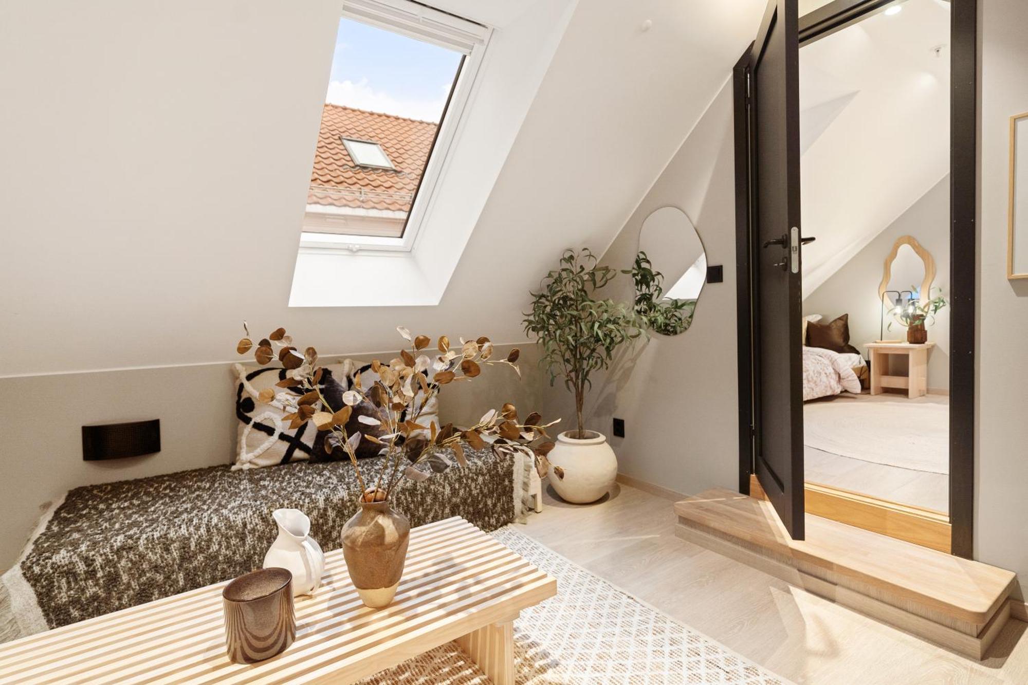 Luxurious In The Heart Of With Private Parking