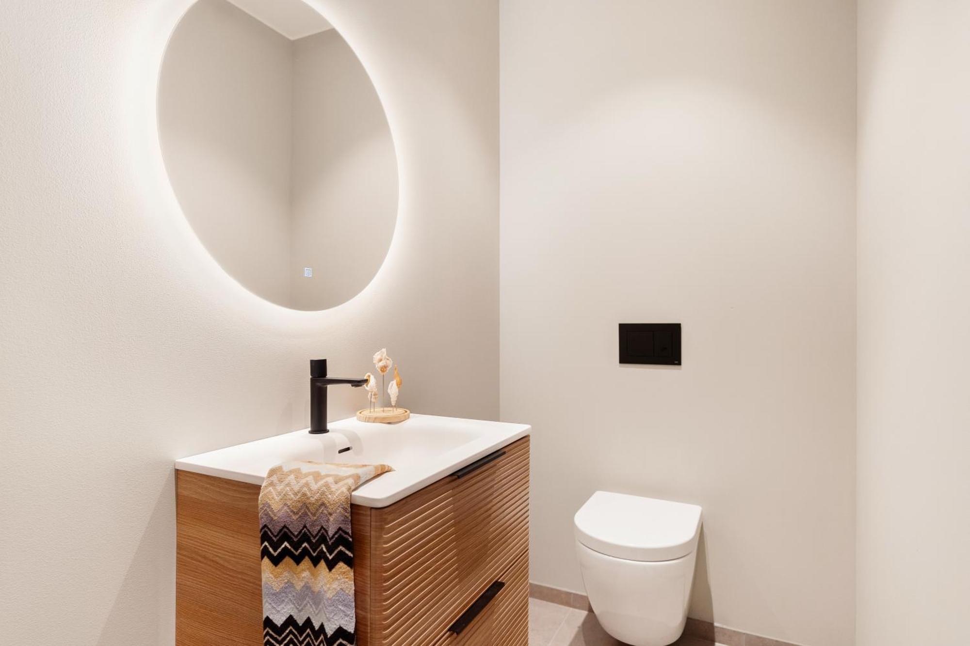 Luxurious In The Heart Of With Private Parking Bergen